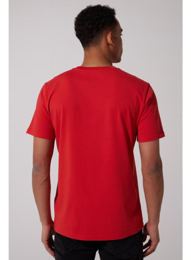 LEE Eu Collection Big Logo Men's Red Crew Neck T-Shirt - Image 1